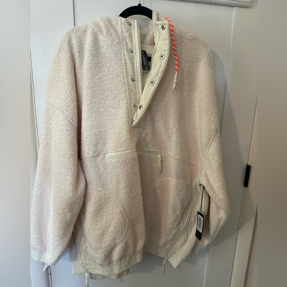 NEVER WORN SAVVI Rae Sherpa BRAND NEW WITH TAG